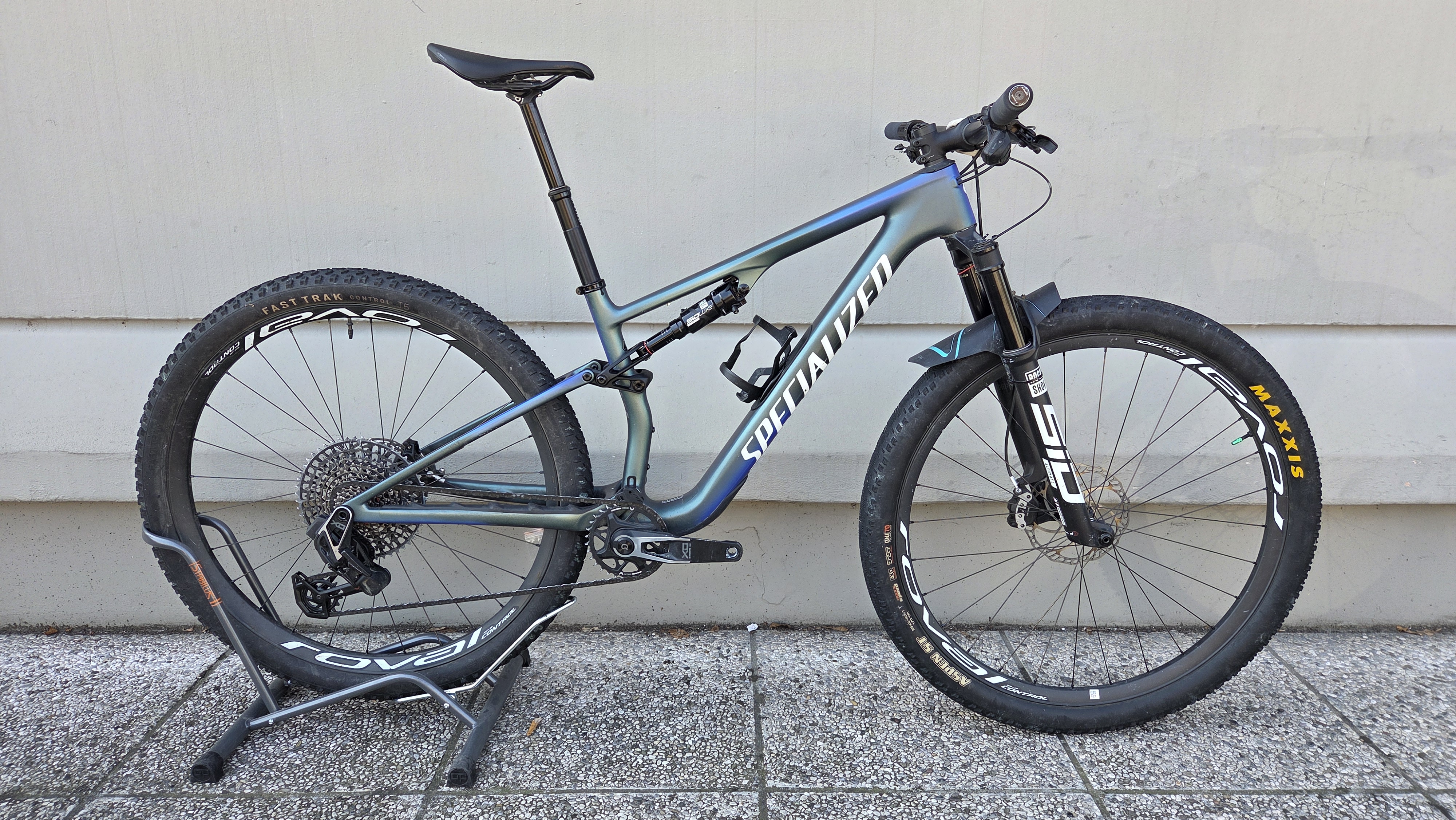 SPECIALIZED EPIC 8 PRO
