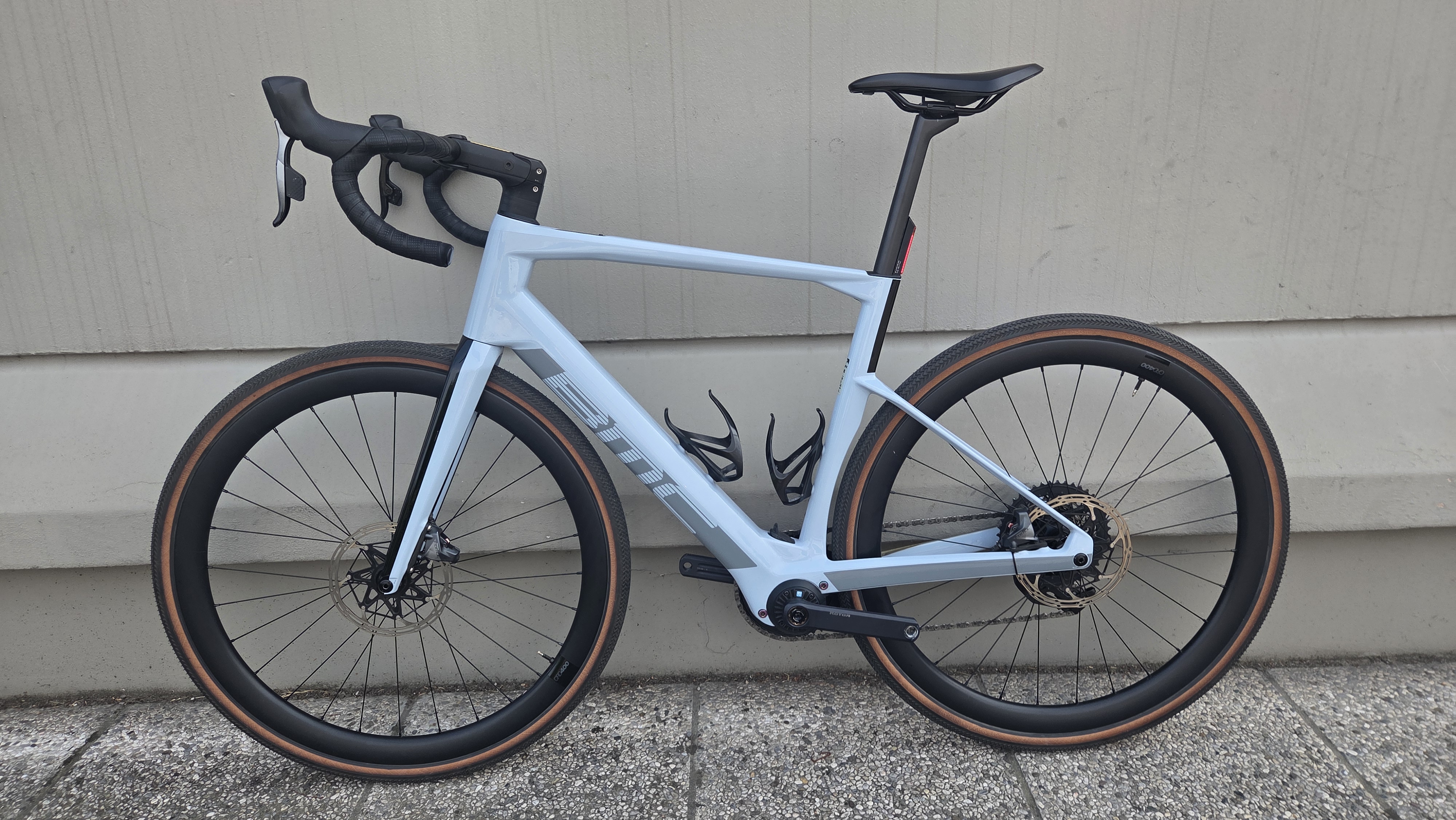 BMC ROADMACHINE 01 AMP X ONE