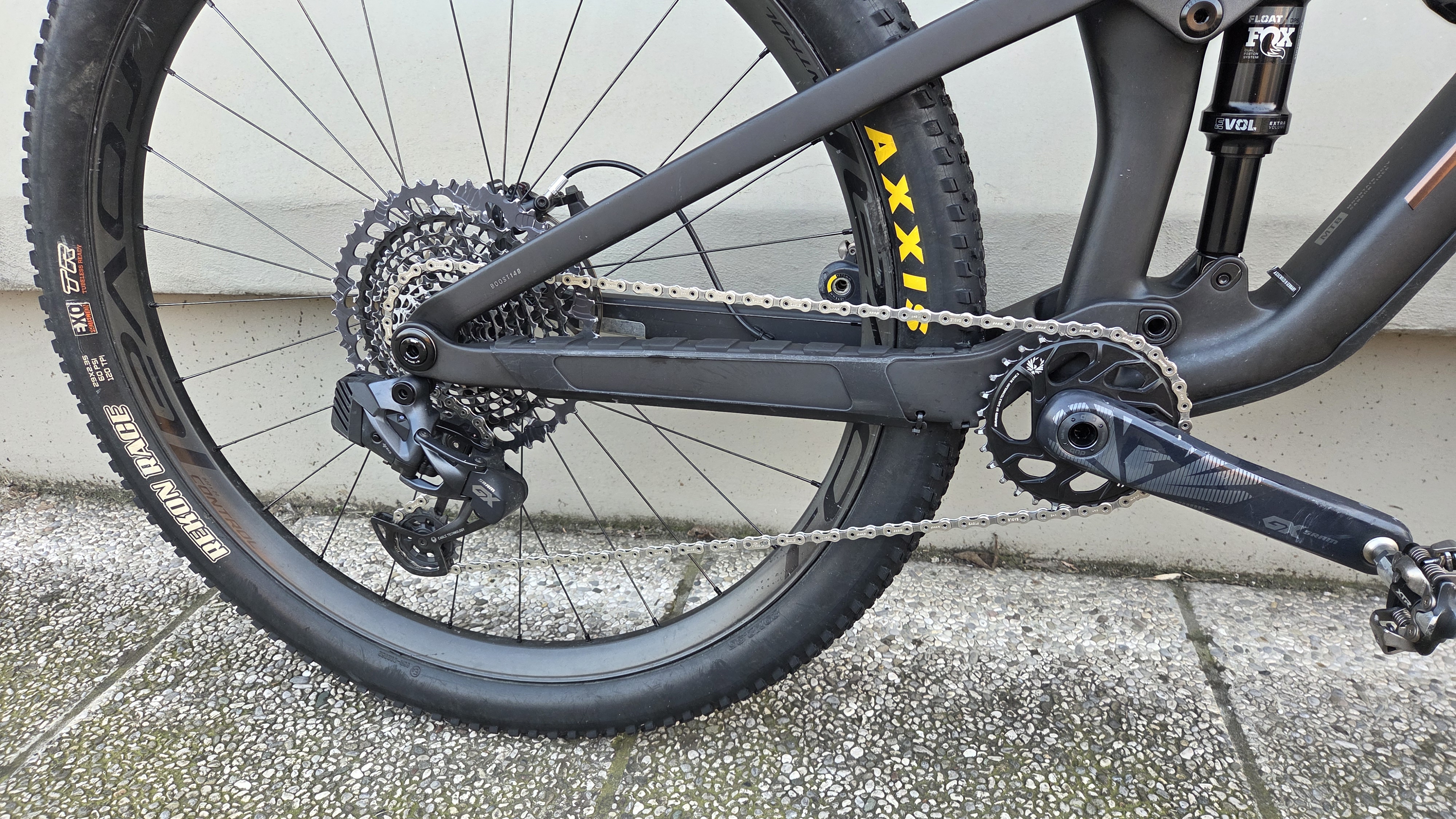 TREK TOP FUEL SRAM AXS