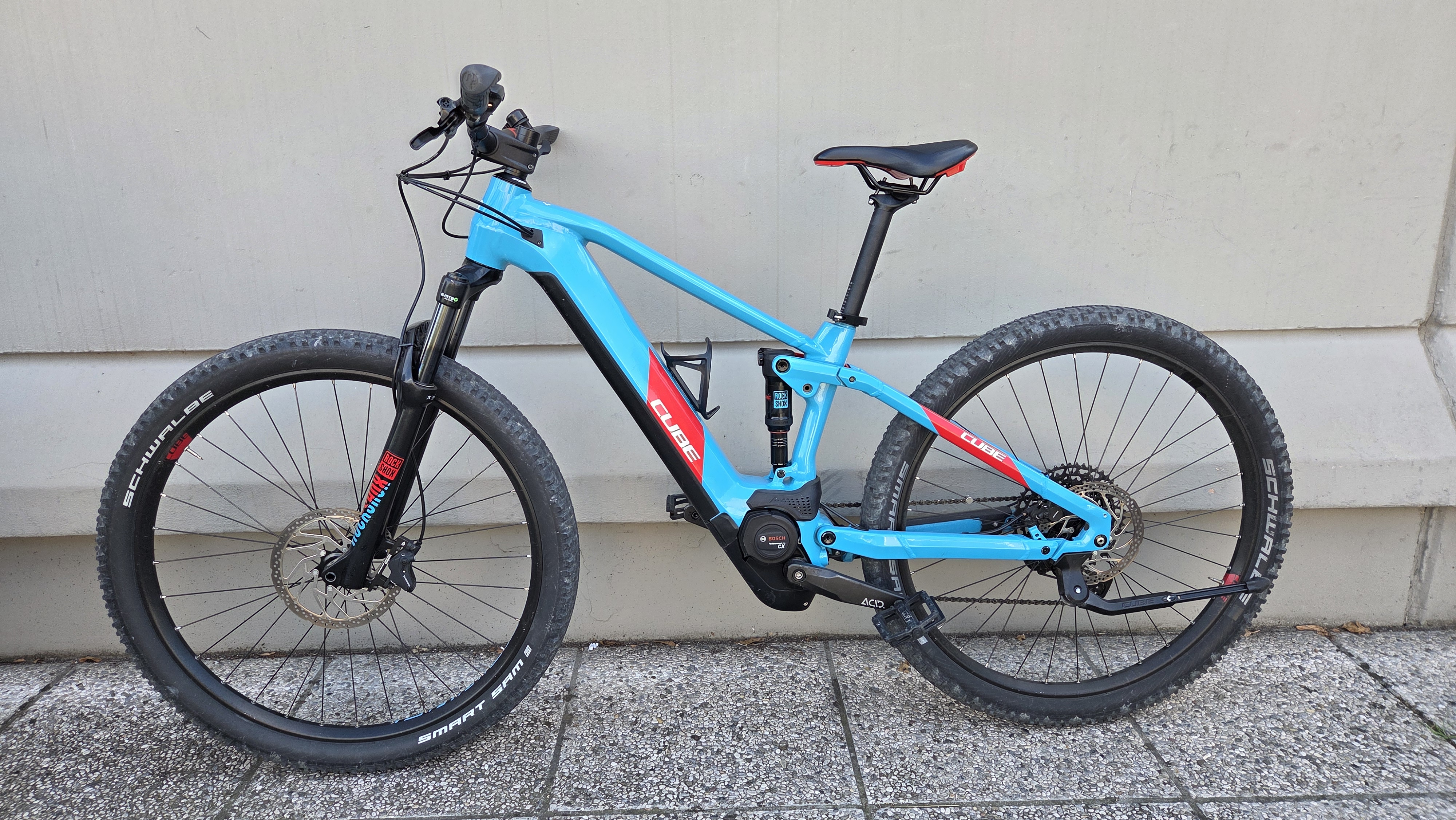 CUBE STEREO HYBRID PRO HPA 120